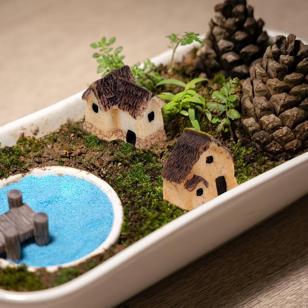 VANZACK Set of Miniature Micro Village Landscape Resin Thatched Huts for DIY Tabletop Bonsai Accessories 8-Piece Houses, Models, Terrariums, Decor,