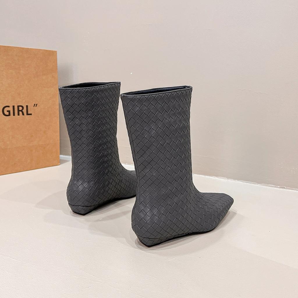 2025 Winter New Knitted Women's Boots Loose Sleeve Slope Heel Straight Tube Mid Sleeve Boots Fashion Western Knight Boots