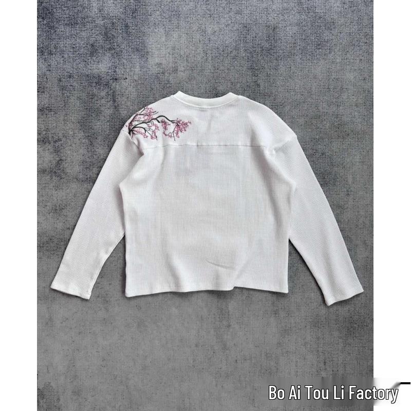 

Мужская свободная повседневная белая футболка с длинным рукавом и вышивкой Европейская цветущая слива Medium белый