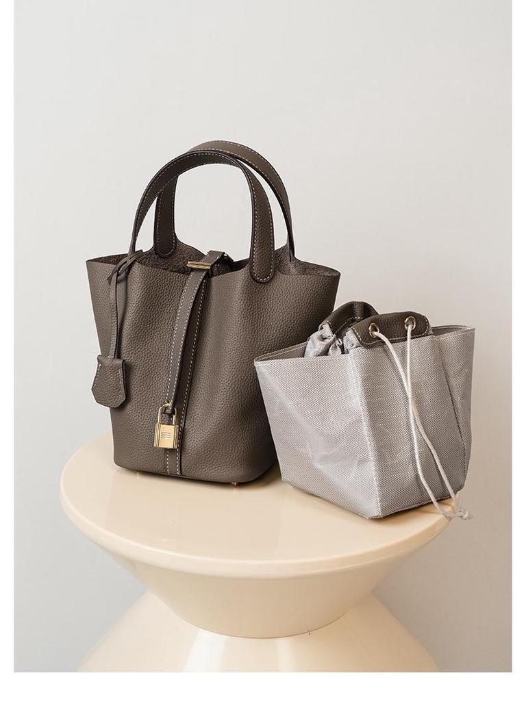 Luxury Genuine Leather Women's Bucket Bag - Elegant Bride's Wedding Handbag