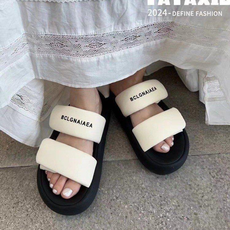 

Silver Velcro slippers women 2024 summer new fashion versatile Internet celebrities step on shit feeling thick bottom one-word black 40