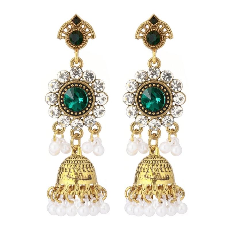 Luxury Cubic Zirconia Stud Earrings Feature Imitation Pearls Zinc Alloy Comfortable Ear Pendants For Formal Event