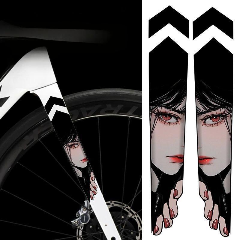 1 Paar Wasserdichte Dekoration Für Motorrad Gabelaufhängung Langlebige Vinyl-Aufkleber Peekendes Anime-Mädchen Motorrad-Aufkleber