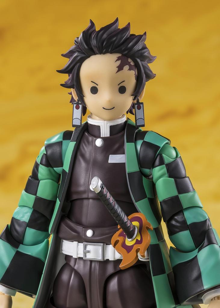 TAMASHII NATIONS S.H.Figuarts Demon Slayer: Kimetsu no Yaiba Zenitsu Agatsuma, approximately 140mm, PVC & ABS painted action figure