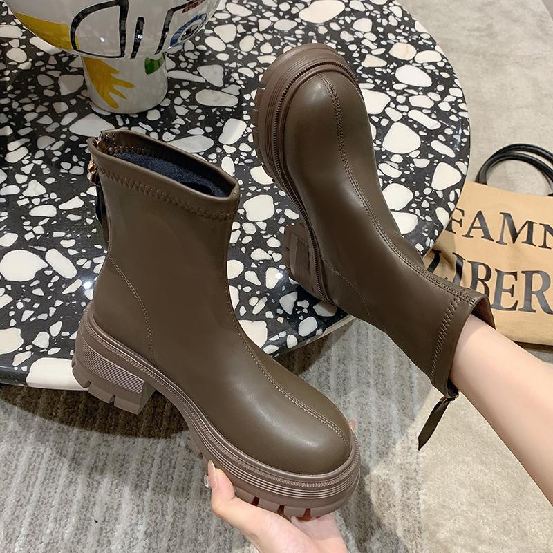 

Обувь для женщин 2024 года, модные женские ботильоны на платформе, современные ботинки, женские, сшитые сзади, с застежкой-молнией, круглым носком, на толстом каблуке, женские