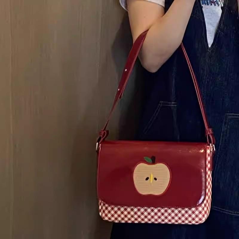 Japanese Style Cute Red Apple Plaid Shoulder Bag Women Premium Contrast Color Leather Crossbody Bag Ladies Sweet Vintage Handbag