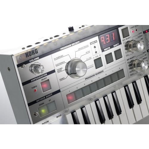 KORG microKORG Crystal 20th Anniversary Model Analog Modeling Synthesizer with Vocoder, Battery-Powered, 37 Keys, and Microphone