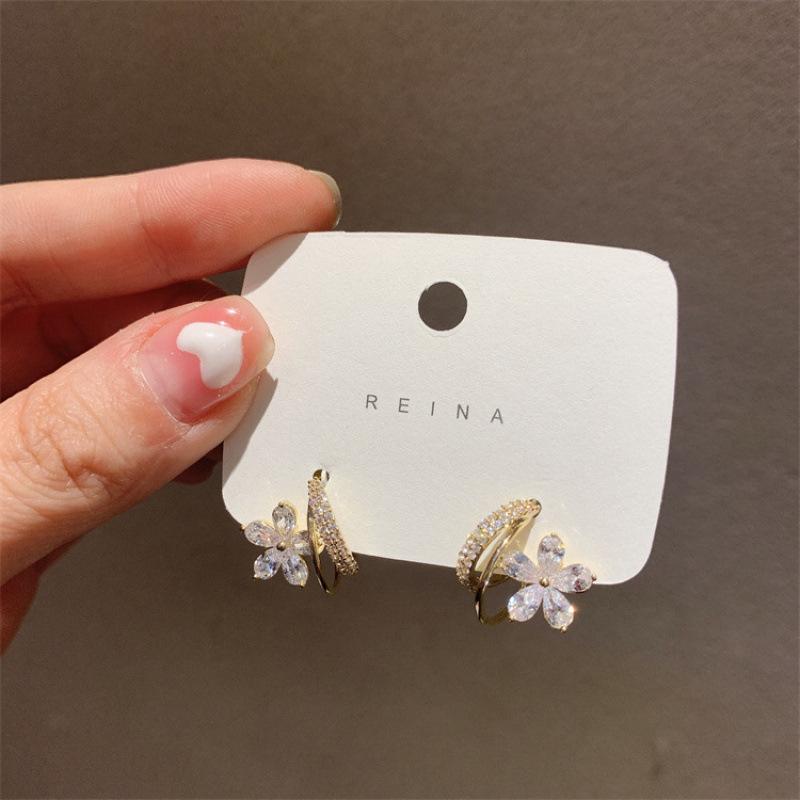Elegant French Rhinestone Butterfly Stud Earrings - Versatile and High-Quality Jewelry for Women