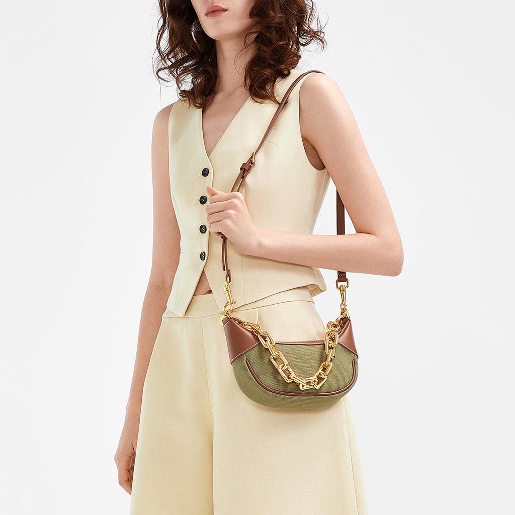 Charles & Keith Small CK Shiny Chunky Chain Versatile PU Handbag Women handbags Multi Pumpkin Cream CK2-20270927