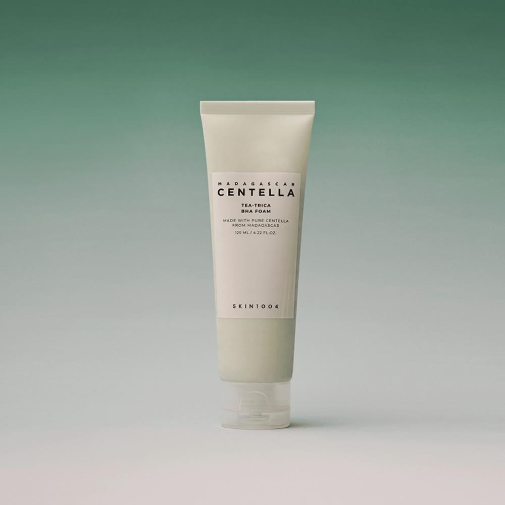 Skin1004 Madagascar Centella Tea-Trica BHA Foam Deep Cleansing Facial Cleanser 125ml