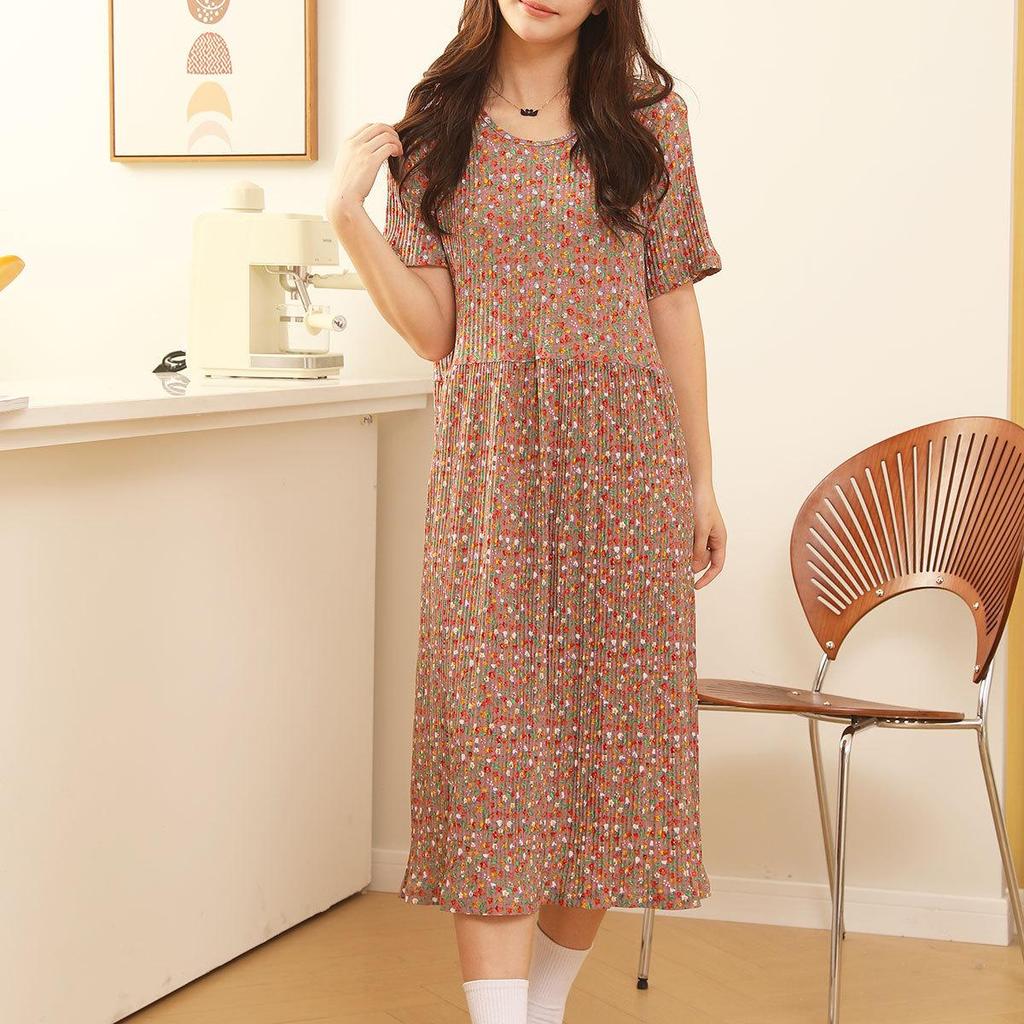 Summer Women Dress Small Flower Print Crew Neck Loose Short Sleeves Pleated Mid-calf Length Pullover Shopping Midi Dress