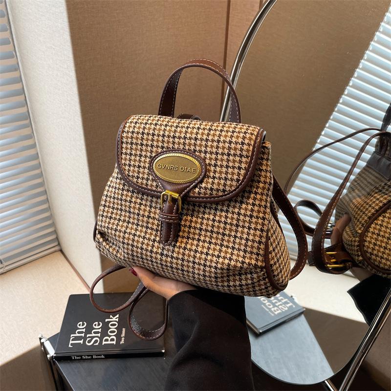 

Популярный рюкзак женский новый универсальный высококлассный нишевый дорожный красный рюкзак