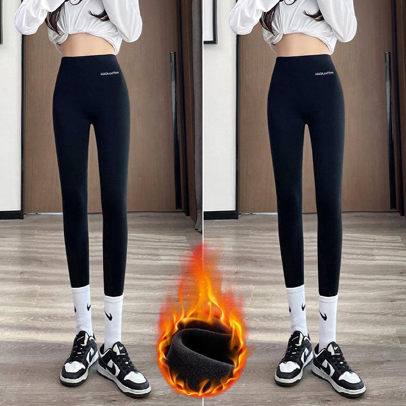 Plus-Size Women's Fleece-Lined Slimming Leggings for Autumn and Winter - Warm, Thick, Wearable Outdoors, Suitable for 200 Jin