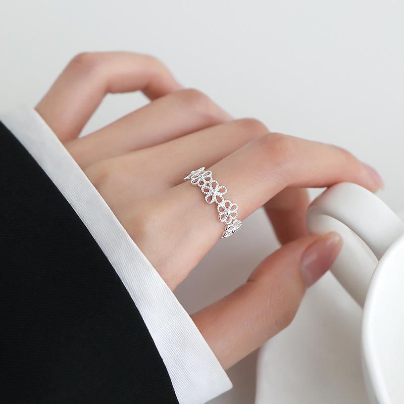 Floral Simple Ring for Women, Open Style Finger Ring, Light Luxury and Niche Design, Index Finger Ring with Tail.