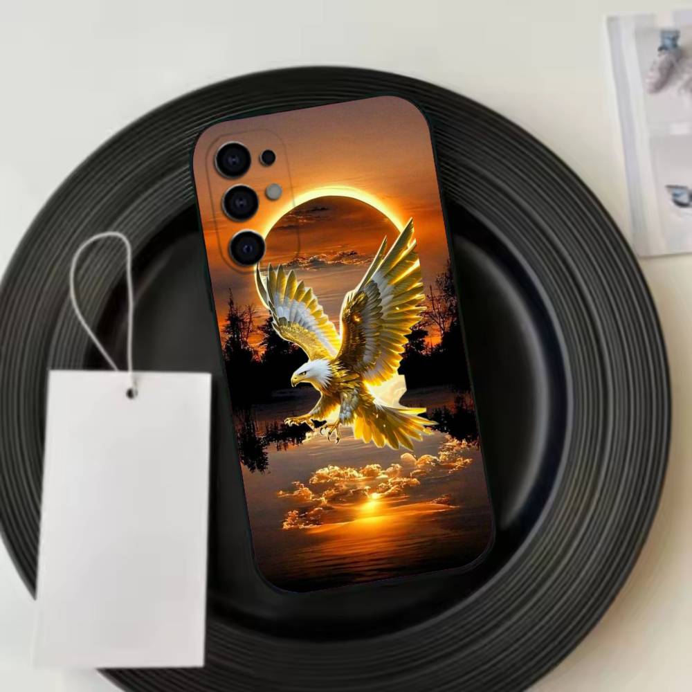 Stylish Eagle Golden Phone Case For Samsung S25,S24,S21,S22,S23,S30,Ultra,S20,Plus,Fe,Lite,Note,10,Black Cover