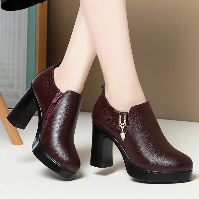 Chaussures Confortables Bouche Profonde Cuir Souple Antidérapantes Plateforme Printemps 2026 Escarpins Bloc Noir pour Femmes Chaussures de Bureau Mère
