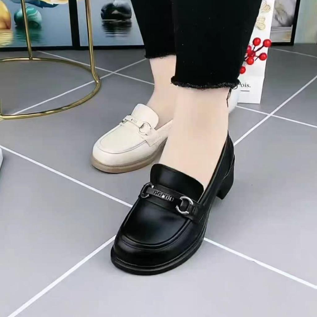 Soft Leather Single Shoes Women's Spring and Autumn 2025 New Round Head Thick Heel Medium Heel Women's Shoes Soft Sole Foot British Loafers