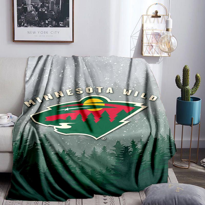Minnesota-Wild Hockey Team Throws Blanket Flannel Blankets Plush for Couch Bed Gifts for Men Women Travel picnic blanket Christmas fan gifts