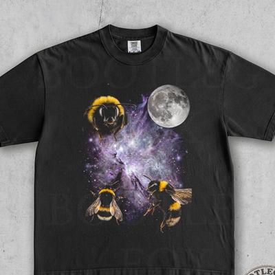 Bee Moon Oversized Distressed Shirt, Bumblebee Space Graphic Tee, Cosmic Insect Art Funny Galaxy Y2K Retro 90s Aesthetic Style. Gift for Her