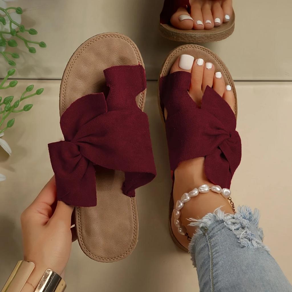 Fashion Wear-resistant Shoes Women Sandals 2025 New Fashion Trend Anti Slip Slippers Soft Sole Flat Heel Slippers Home Slides Women