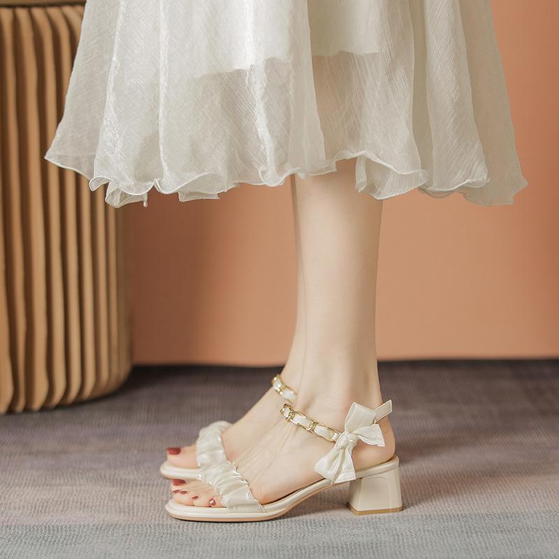 Yuexinwang kožené ploché pro dámské boty na podpatku Huizhou se sandály vysoké podpatky léto nové sandály s otevřenou špičkou ženy