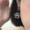 Hip Hop Punk Cat Paw Pendant Earrings Suitable For Men And Women Cool And Personalized Black Rivet Jewelry Gifts