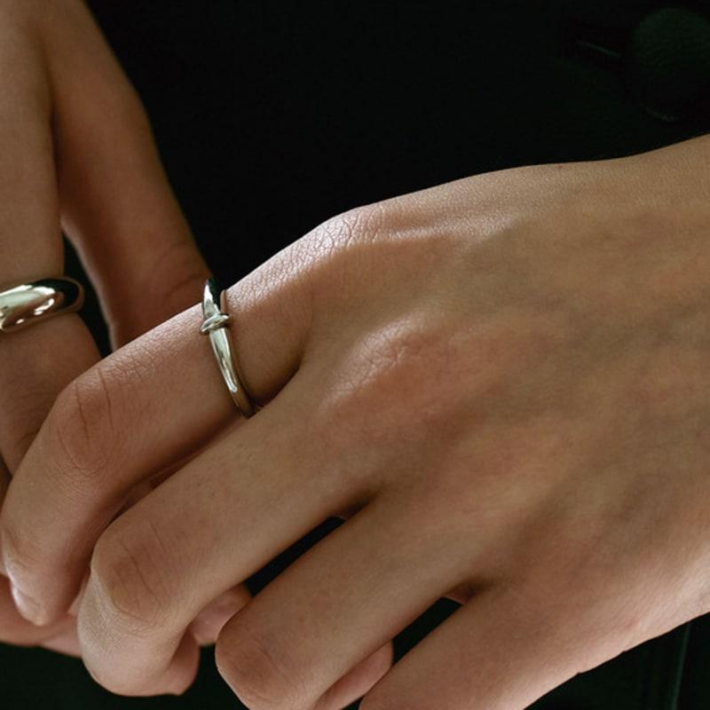 YUSOWA GROVE THIN RING (2COLOR)