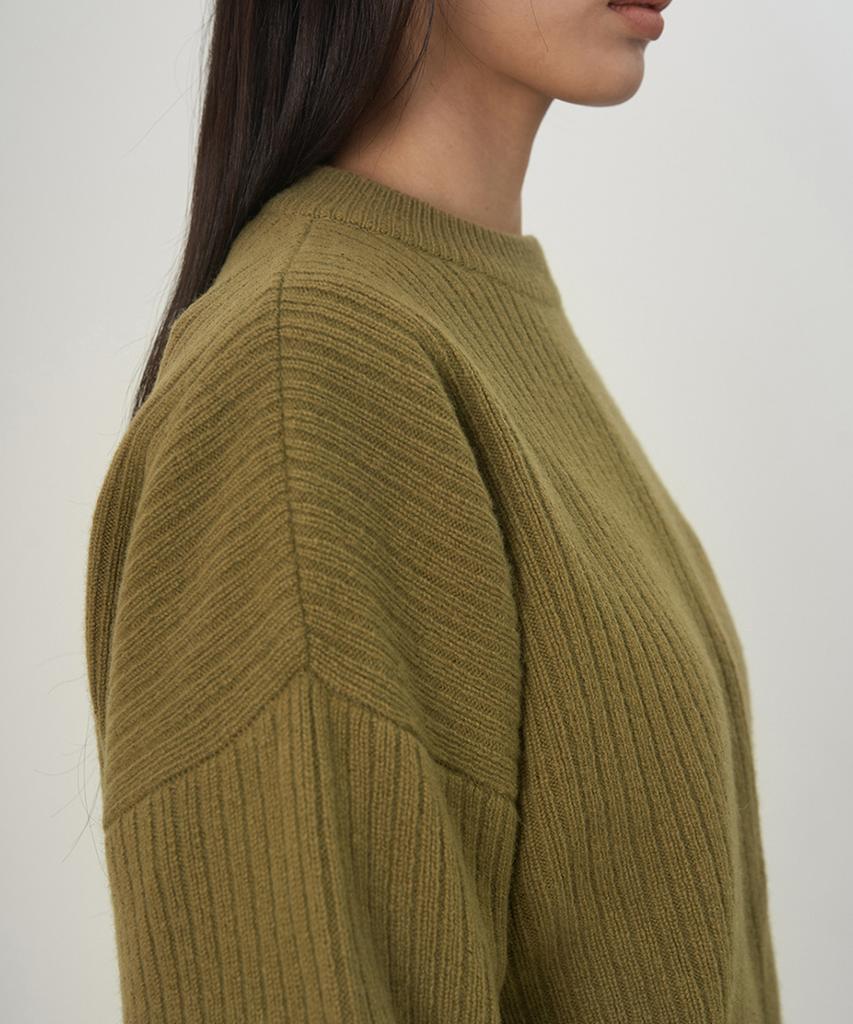 Leopeusaideuhwaiteulabel Classic Crewneck Knit Moss