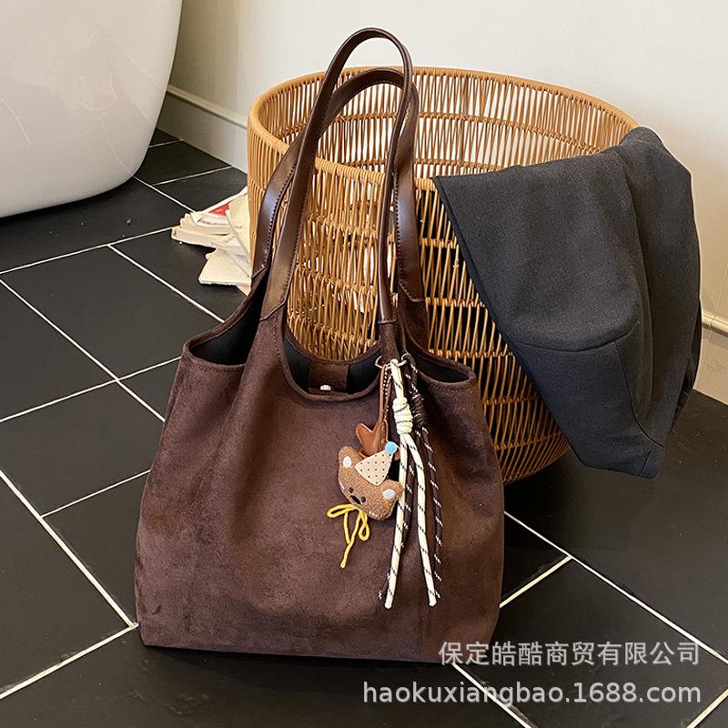 Suede Bag Women's Large Capacity 2025 New Autumn and Winter Versatile Simple Retro Shoulder Bag Commuter Tote Bag
