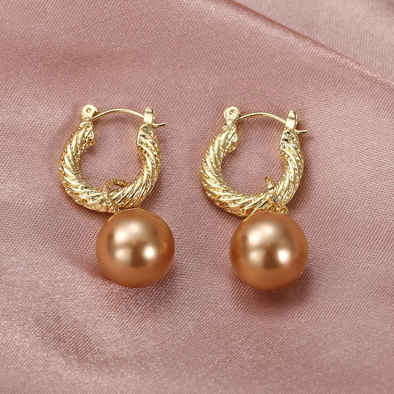 1 Pair of Vintage Imitation Pearl Earrings, Suitable for Daily Use