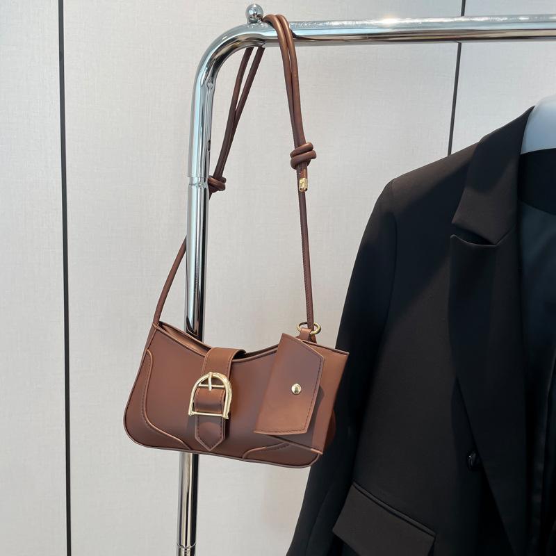 

2025 Корейская версия новой простой легкой роскошной ретро универсальной сумки подмышку, повседневная однотонная сумка через плечо, сумка-мессенджер, нишевый дизайн коричневый