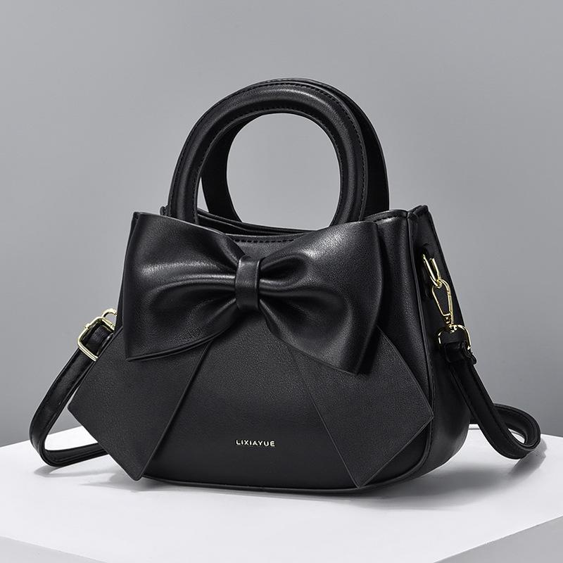 

Fashiable and stylish single-shoulder handbag for women, new trendy high-end crossbody bag with bow, suitable for commuting, d чёрный