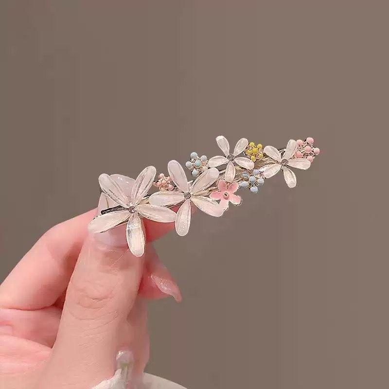 Y2K Colorful Flower Hair Clip For Women Exquisite Sweet Side Bangs Clip Trendy Casual Hair Accessories