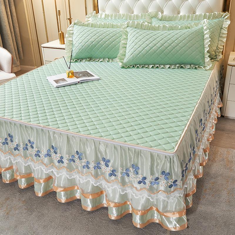 

Латексный комплект из трех предметов: летний коврик для сна, кружевная юбка для кровати, съемное покрывало, летний тканевый охлаждающий матрас, постельные принадлежности 150*200cm 3pcs