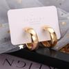 European and American Earrings Fashion Simple Circle Earrings Women's Gold Round Simple Earrings.