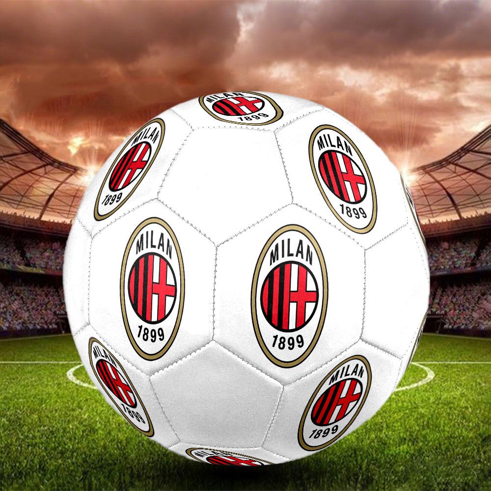Pallone da Calcio AC Milan Taglia 5, Cucito a Macchina in PVC, Resistente e ad Alto Rimbalzo, Adatto a Tutte le Età, Merchandising per tifosi, Partite e Uso all'Aperto.