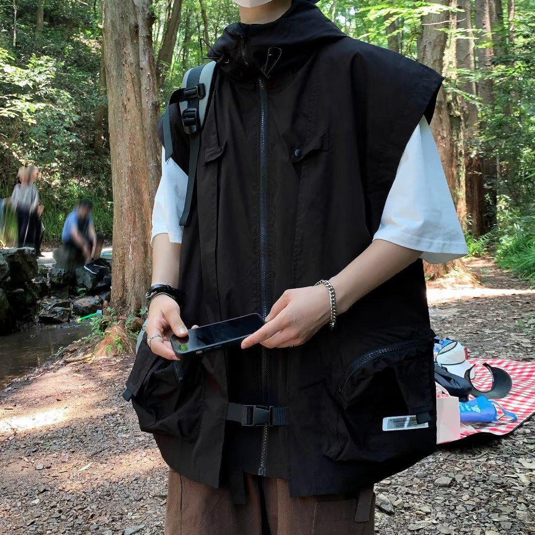 

Летний легкий жилет унисекс с капюшоном — в гонконгском стиле, в японском стиле, свободный крой L чёрный