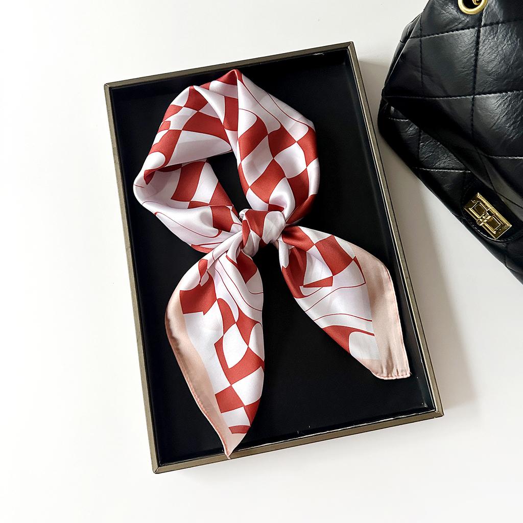 Printed Head Scarf Wholesale European and American Imitation Silk Square Scarf Fashion Geometric Plaid Square Scarf Women