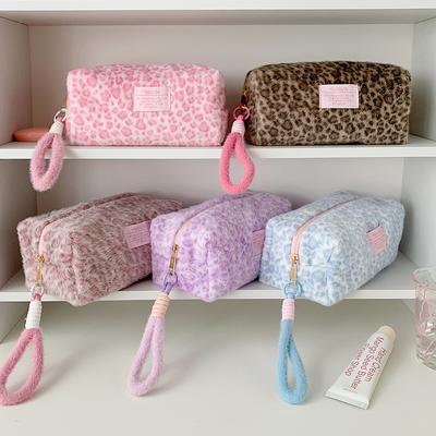 Fuzzy Leopard Print Makeup Case Large Capacity Makeup Bag for Girls Soft Plush Women Cosmetic Pouch Ins Style Organizer Bags