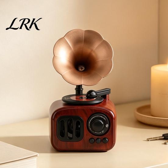 Vintage Style Room Accents Retro Mini Gramophone Music Box Ornament, Wood Grain Phonograph Shaped Classic Melody Keepsake Box, Desktop Decor Figurine
