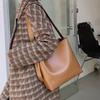 Leather Bucket Bag Women's Large Capacity Tote Bag High-end Cowhide Underarm Shoulder Bag Versatile Commuter Crossbody Bag