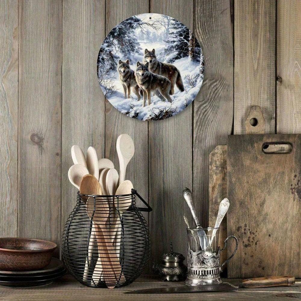 Vintage Wolf Aluminum Sign, Round Metal Wall Art Plaque for Home Bar Cafe Garden Decor