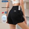 Gonne e pantaloni da donna – Pantaloncini
