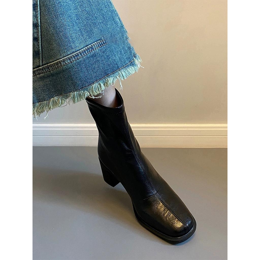 Vintage Square Head Thick Heel Thin Boots Woautumn Winter Velvet British Style Small High Heel Short Boots