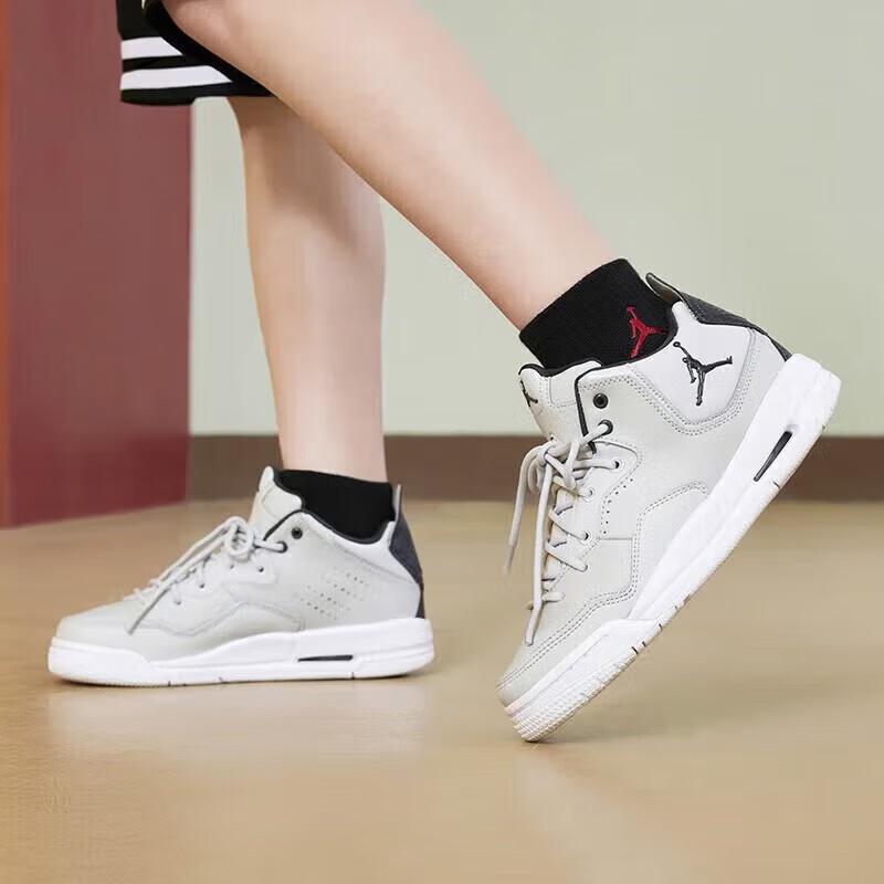 Dětské tenisky Air Jordan Jordan Courtside 23 GS Grey Fog Dark-Smoke-Grey White AR1002-002