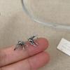 Retro Style Old Swallow Stud Earrings Women Light Luxury Exquisite Elegance Personality Fashion Unique Versatile Earrings