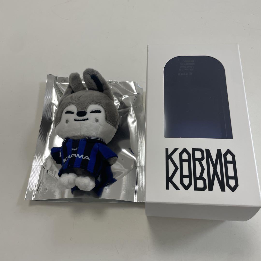 

[USED] straykids KARMA Wolfchan Bangchan