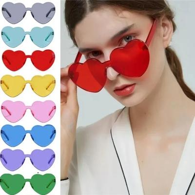 Love Heart Frame Sunglasses for Man Women Boy Girl Fashion Cute Retro Sun Glasses Travel Party Eyewear