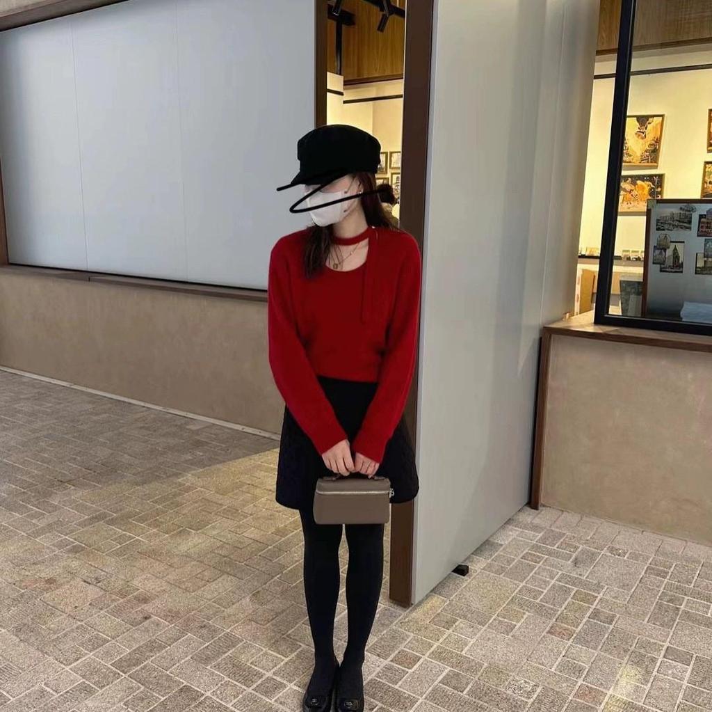 2025 Autumn/Winter New Korean Subtle Design Collar Ribbon Buckle Knit Sweater