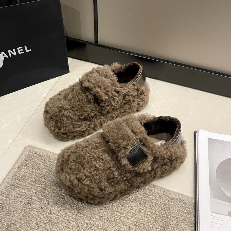Thick-soled one-pedal lamb wool shoes, children's autumn and winter high-end outer wear, new Doudou cotton shoes